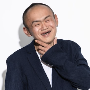 井田　康太郎